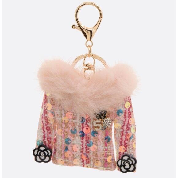 Ready To Wear Sweater with Fur and Camellia Flower Key Chain & Bag Charm*Bling - Picture 1 of 1